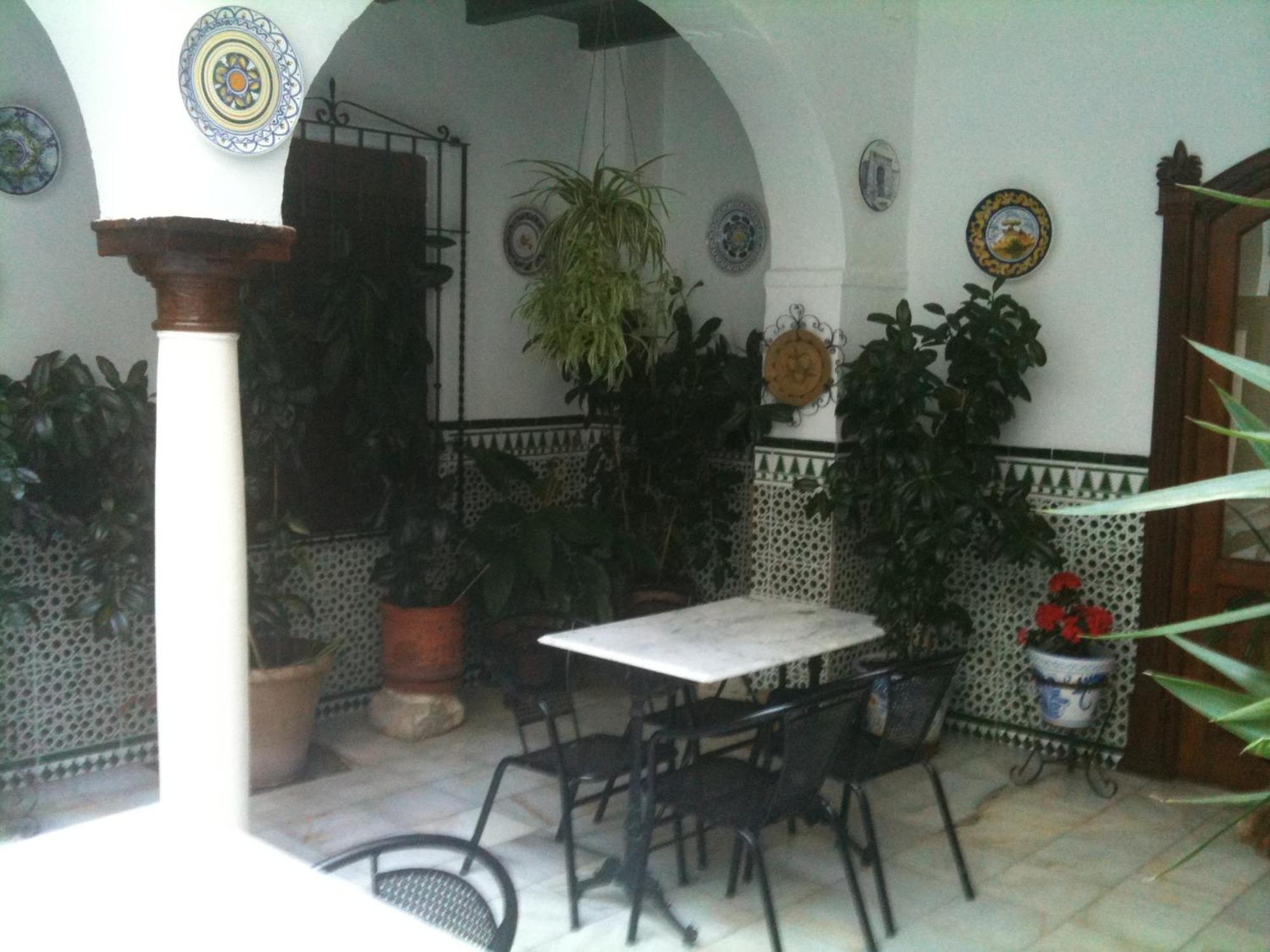Hostal La Fuente — Photos 1